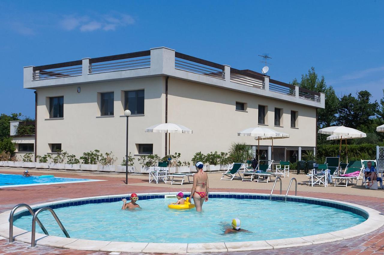 Le Residenze Di Santa Costanza - Mirto/Corbezzolo Aparthotel San Vincenzo Exterior photo